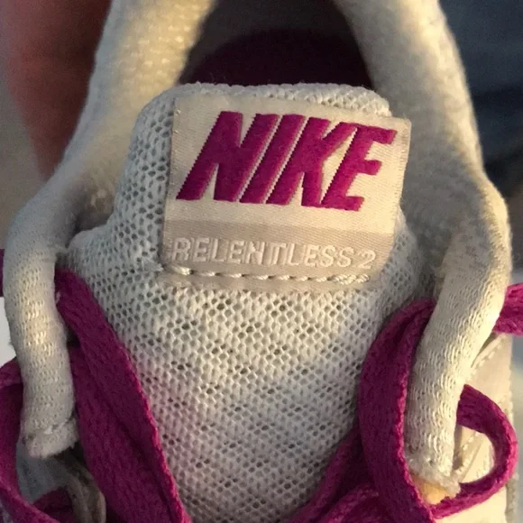 Nike size US 6 - Picture 3 of 4